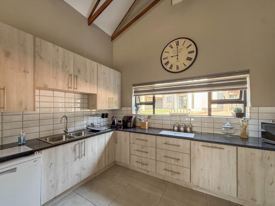 2 Bedroom Property for Sale in Leloko Lifestyle Estate North West